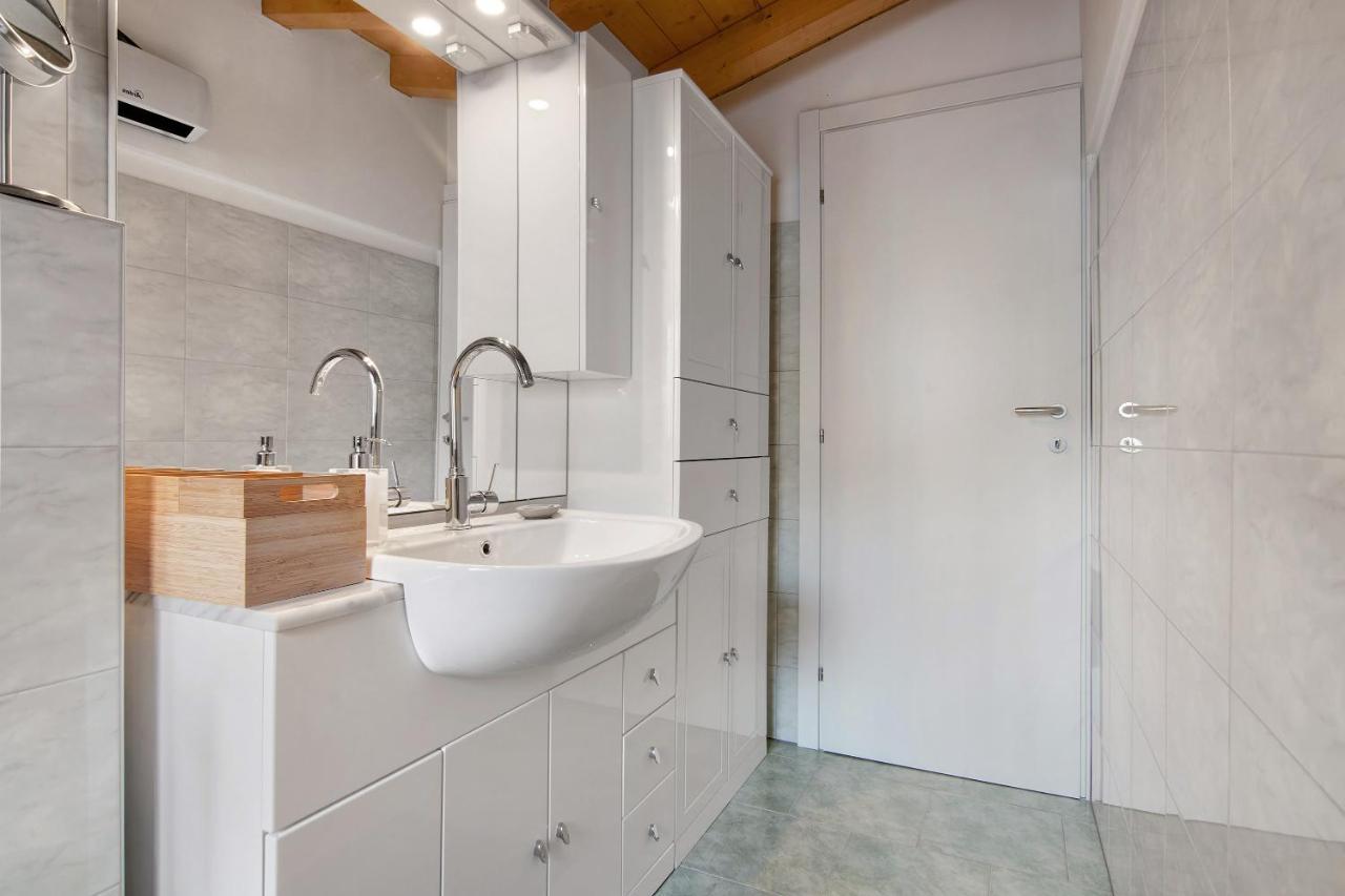 Fogazzaro Lake View Apartment Oria  외부 사진